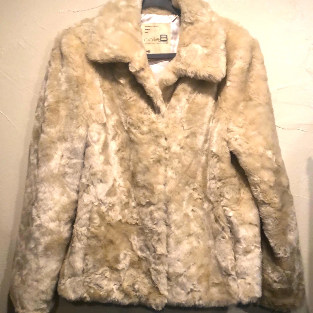 Vintage Cole B plush faux fur cream/ivory jacket. Size L